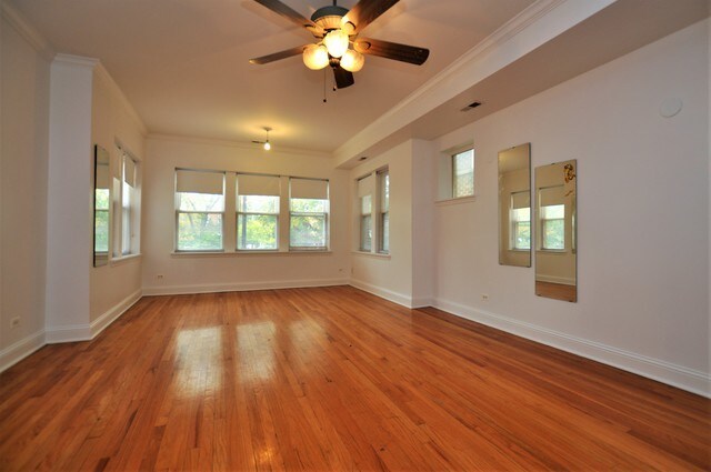 Building Photo - 5126 N Kimball Ave