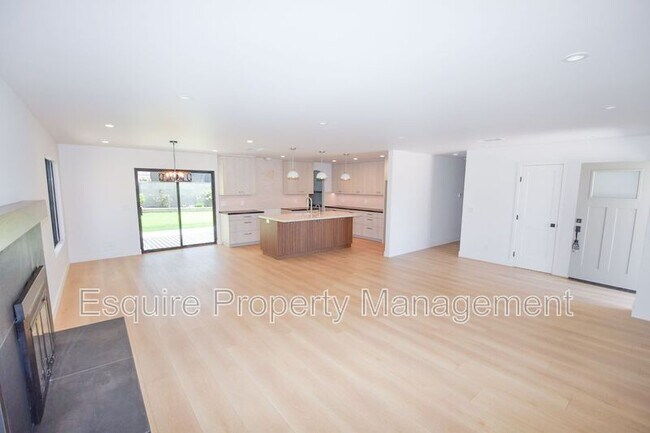 Foto del edificio - 1530 Dapple Ave