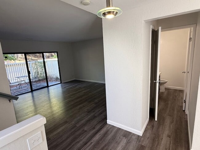 Photo - 3-Bedroom Hilltop Village Home w/ Bonus Am...