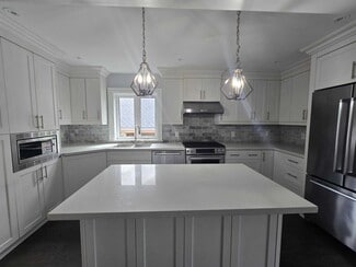 Building Photo - 66 Greenfield Dr
