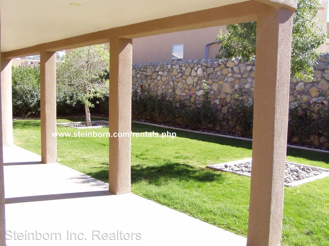Building Photo - 3 br, 2 bath House - 2440 Picacho Peak View