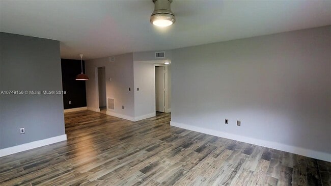 Foto del edificio - 5517 Wiley St