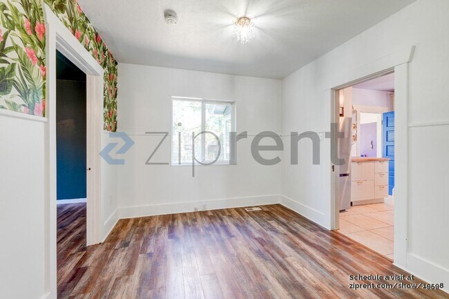 Foto del edificio - 8057 SE Yamhill St