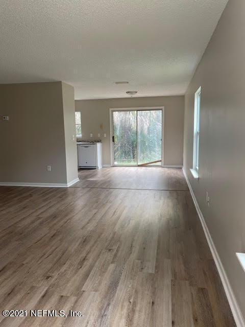 Building Photo - 7962 Cherry Blossom Dr S