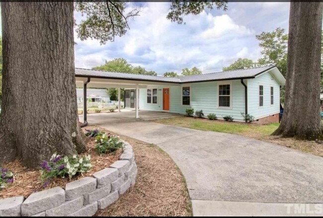 Building Photo - 2603 Owen St