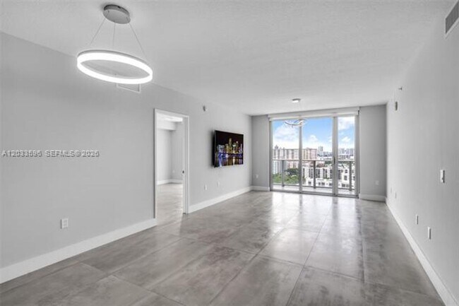 Building Photo - 300 Sunny Isles Blvd