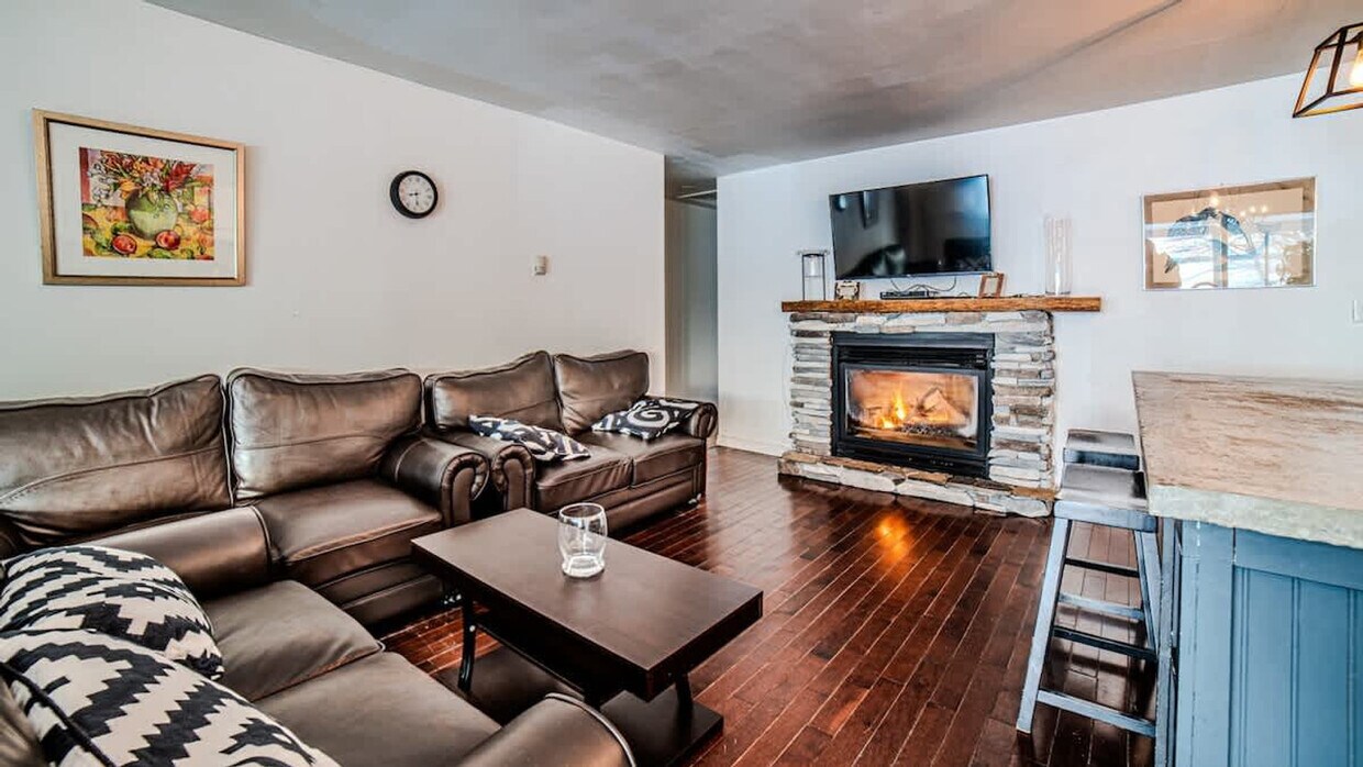 Photo principale - 100 Sand Bay Rd