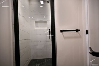 Building Photo - 18 Winchester St