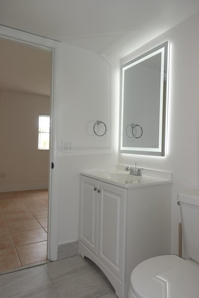 Foto del edificio - 9272 SW 3rd St