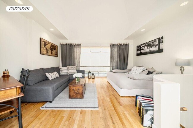 Foto del edificio - 238 E 74th St