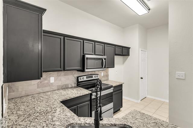 Foto del edificio - 404 Blake Ln