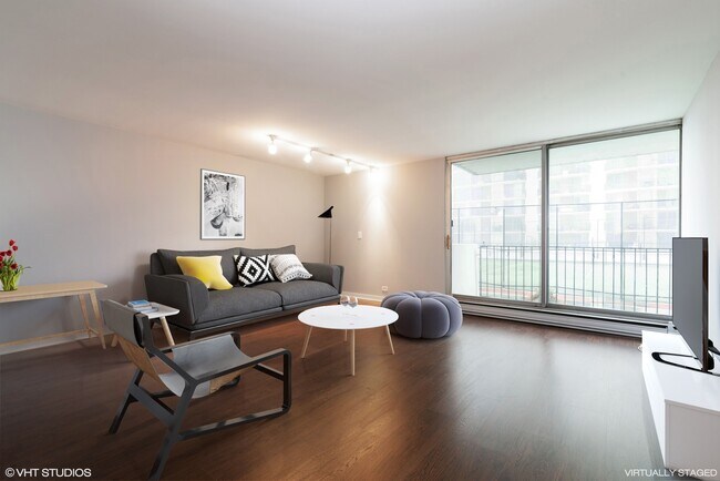 Foto del edificio - 6033 N Sheridan Rd