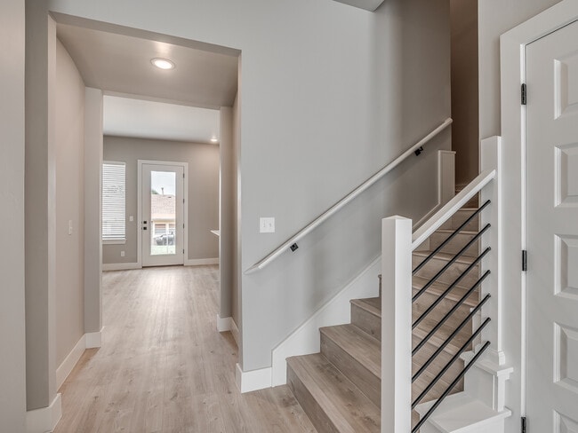 Building Photo - 11313 N Blackwelder Ave