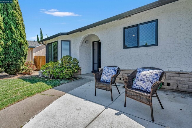 Foto del edificio - 2242 Westwood Ct