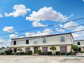 Building Photo - 2901 Helena Ave