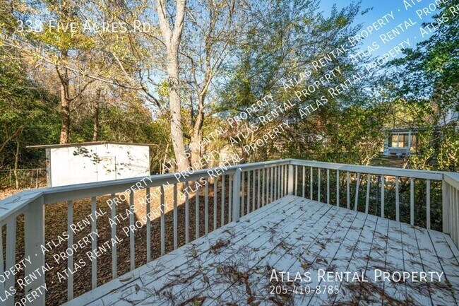 Building Photo - 338 5 Acre Rd