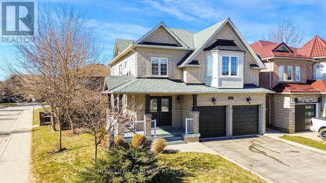 Building Photo - 5253 Nova Crescent