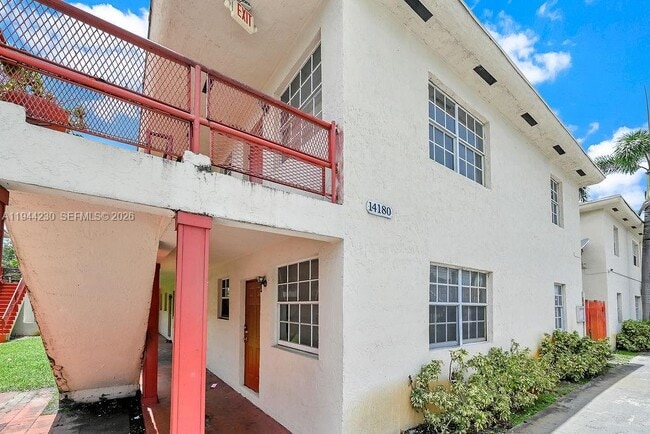 Foto del edificio - 14180 NW 22nd Ave