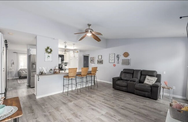 Foto del edificio - 3119 N Bayberry St