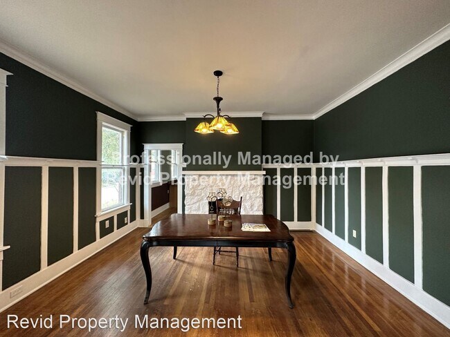 Foto del edificio - 3 br, 3 bath House - 1824 Felix Ave.