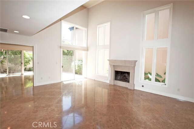 Foto del edificio - 5720 Malaga Pl