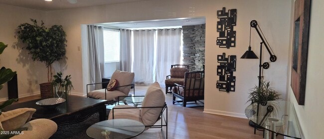 Foto del edificio - 4815 N 70th St