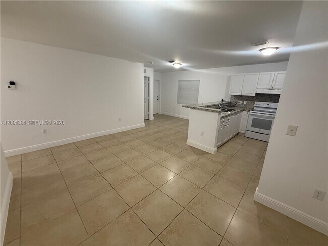 Foto del edificio - 1565 NW 47th St