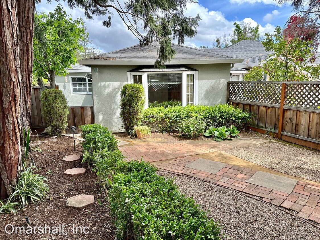Foto principal - Studio, 1 bath House - 2202 Vera Ave