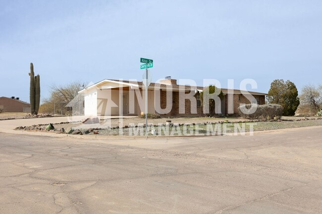 Building Photo - NO HOA, Brick Home and Located in Arizona ...