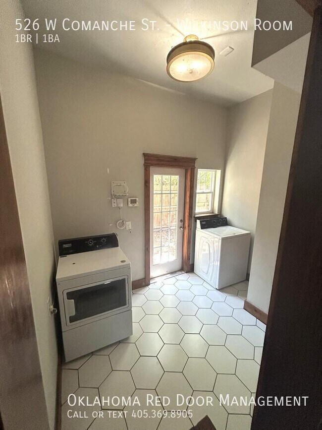 Foto del edificio - 526 W Comanche St