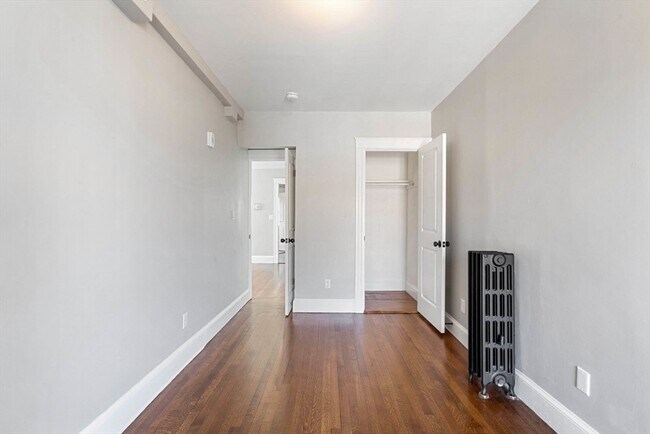 Foto del edificio - 10 Centre Ave