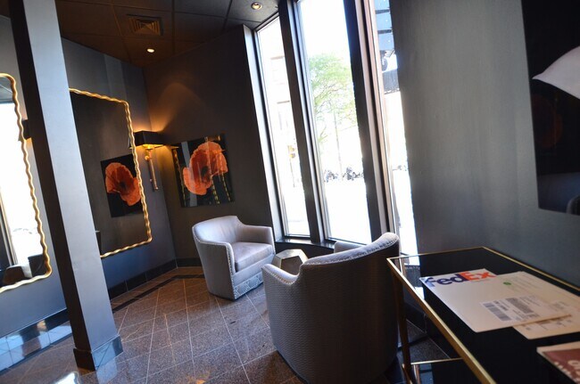 Foto del edificio - 372 Commercial St