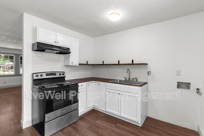 Foto del edificio - 2608 20th Ave N