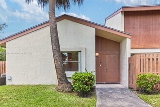 Building Photo - 11521 SW 109th Rd