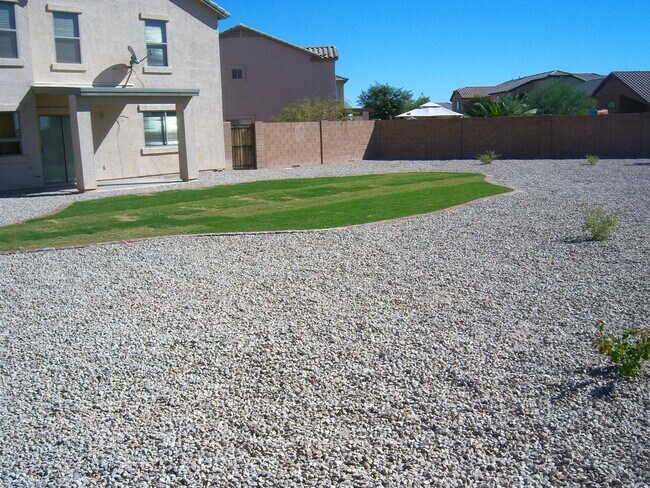 Building Photo - 4BR / 2.5BA Home with Expansive Lot – 2-Ca...