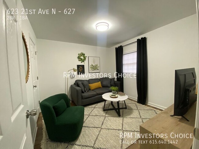 Building Photo - Furnished 2/1 Apartment Mid-town Location