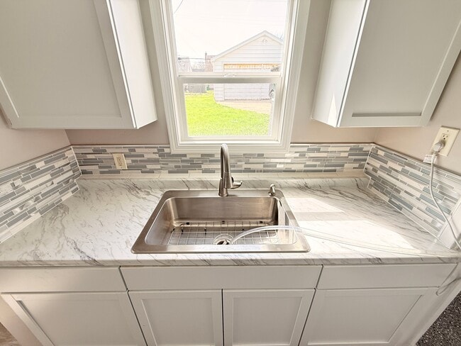 Building Photo - 22079 Rausch Ave