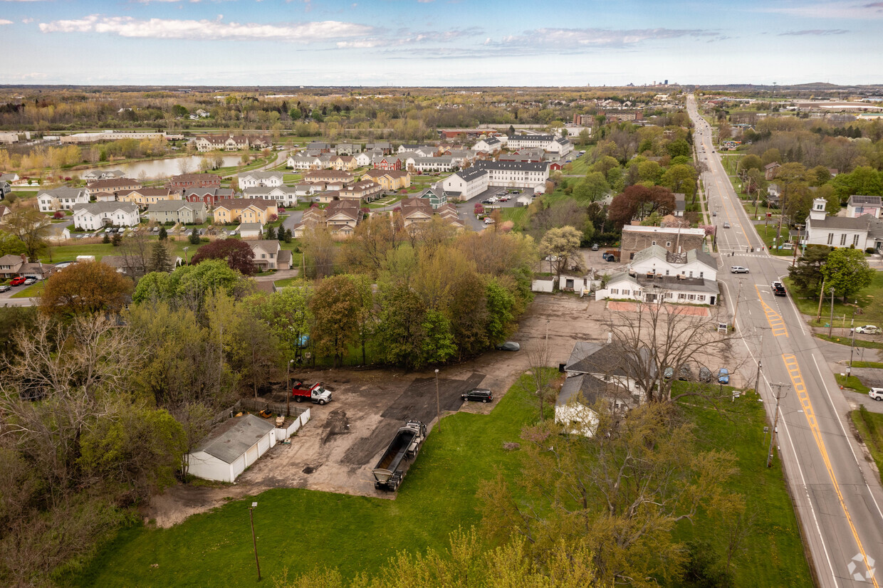 Aerial Photo - 5711 W Henrietta Rd