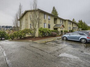 Building Photo - 11801 100th Ave NE