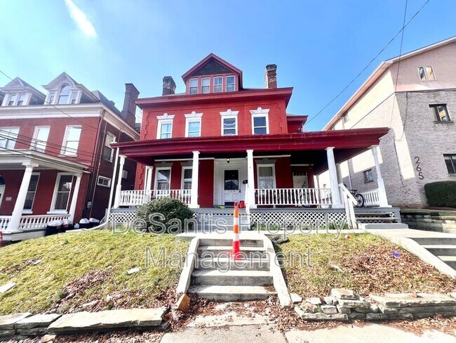 Foto del edificio - 259-261 N. Dithridge Street