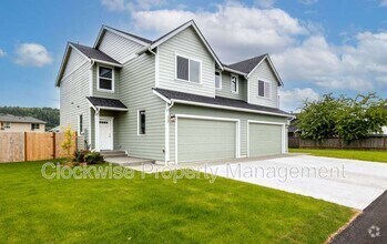 Building Photo - 112 Tacoma Ct NW