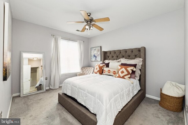 Foto del edificio - 15605 Everglade Ln
