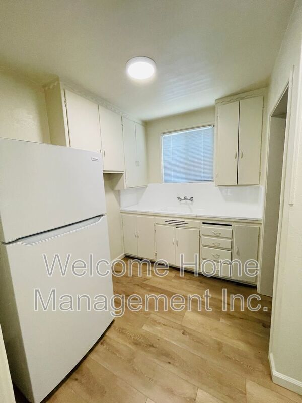 Foto del edificio - 15776 E 14th St