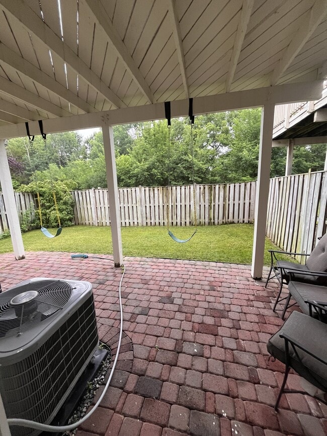 Building Photo - 25298 McIntyre Sq