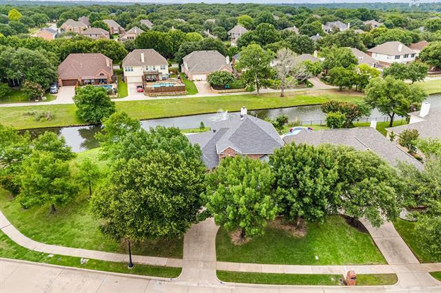 Foto del edificio - 1509 Briar Meadow Dr