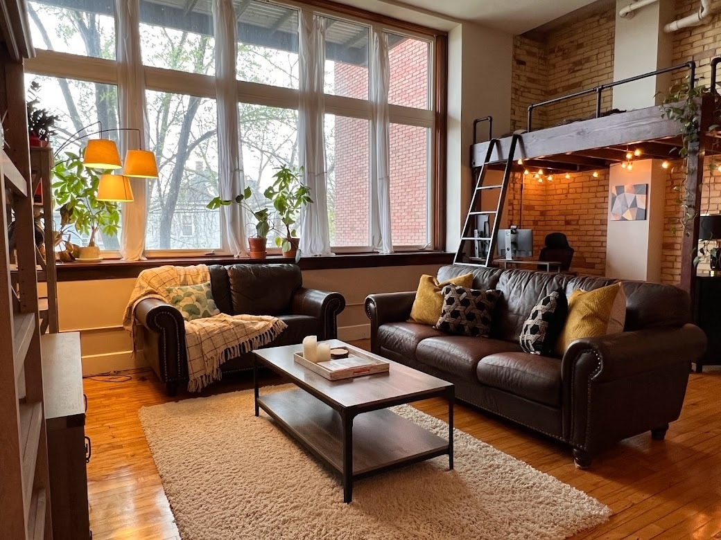 600 Broadway Ave NW Unit 207, Grand Rapids, MI 49504 Condo for Rent