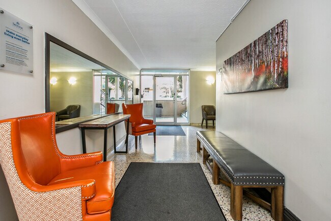 Entrée du hall - Lake Street Apartments