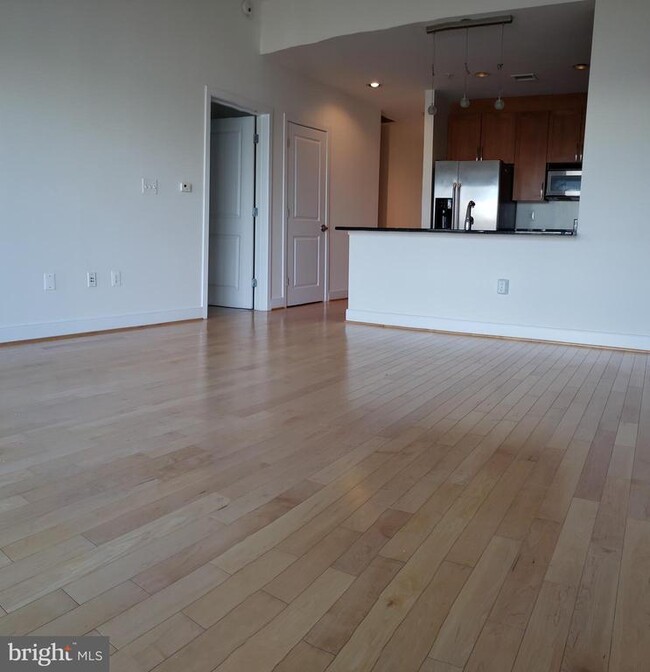 Building Photo - 4101 Albemarle St NW