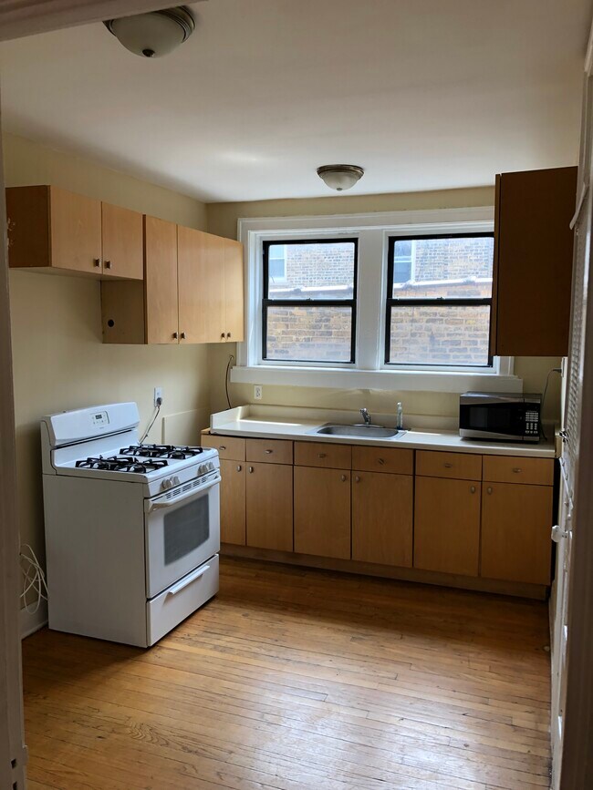 Foto del edificio - 6437 N Hamilton Ave