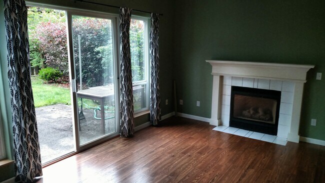 Sala de estar - 4747 SW 1st Avenue